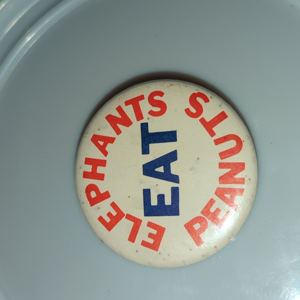 Vintage Ford slogan political button